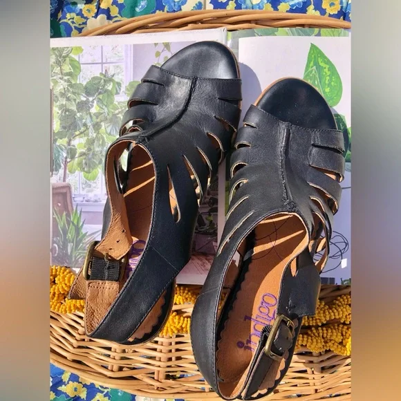 Indigo by Clark’s Cork Wedge Black Leather Sandals - Picture 5 of 9